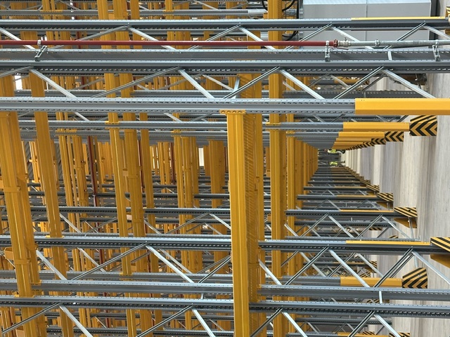 Het stofvrij maken van hoge rekconstructies